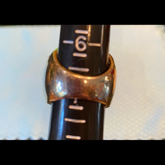 Fun fashion cocktail ring - Picture 5 of 5